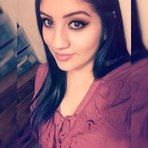 Meet your Posher, Alejandra